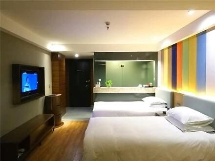 The Posh Hotel Nanchang  Exteriör bild